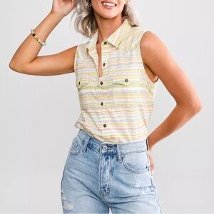 ARIAT Women’s Pastels Striped Sleeveless Button Down Collared Blouse Top Large